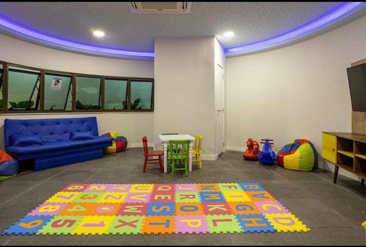 Apartamento Novíssimo Com Total Estrutura Vc
